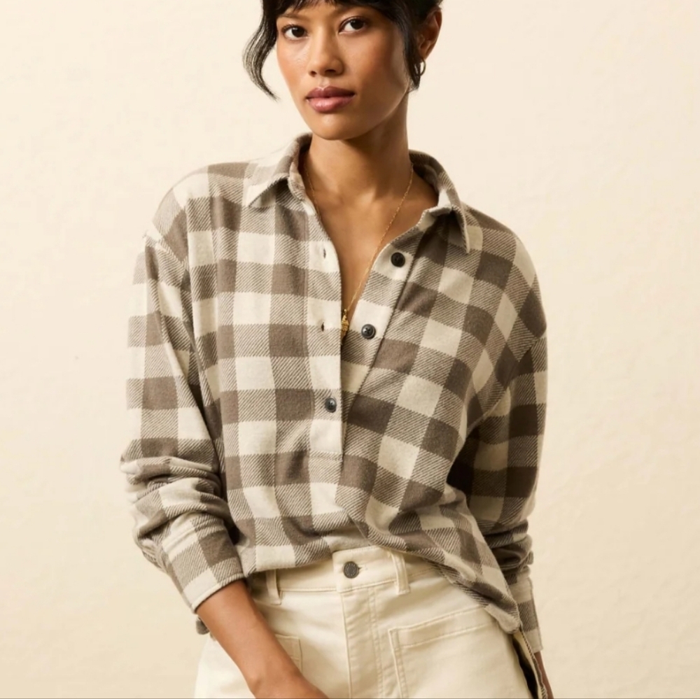 Faherty Gray and White Checkered Women's Shirt